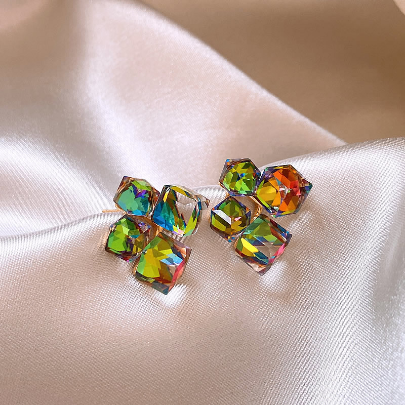 Mehrfarbige Zirkonium-Ohrringe in elegantem Gold