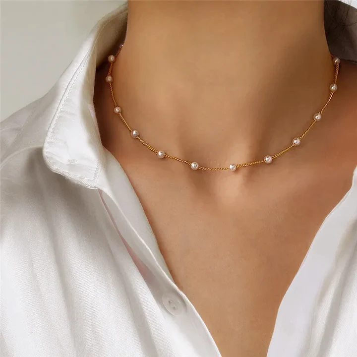 Elegante kleine Perlenkette