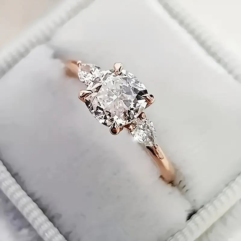 Eleganter Ring in Roségold mit eckigem Stein