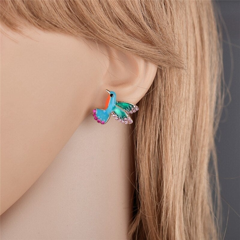 Ohrstecker „Kolibri“ mit Emaille und grünem Kristall